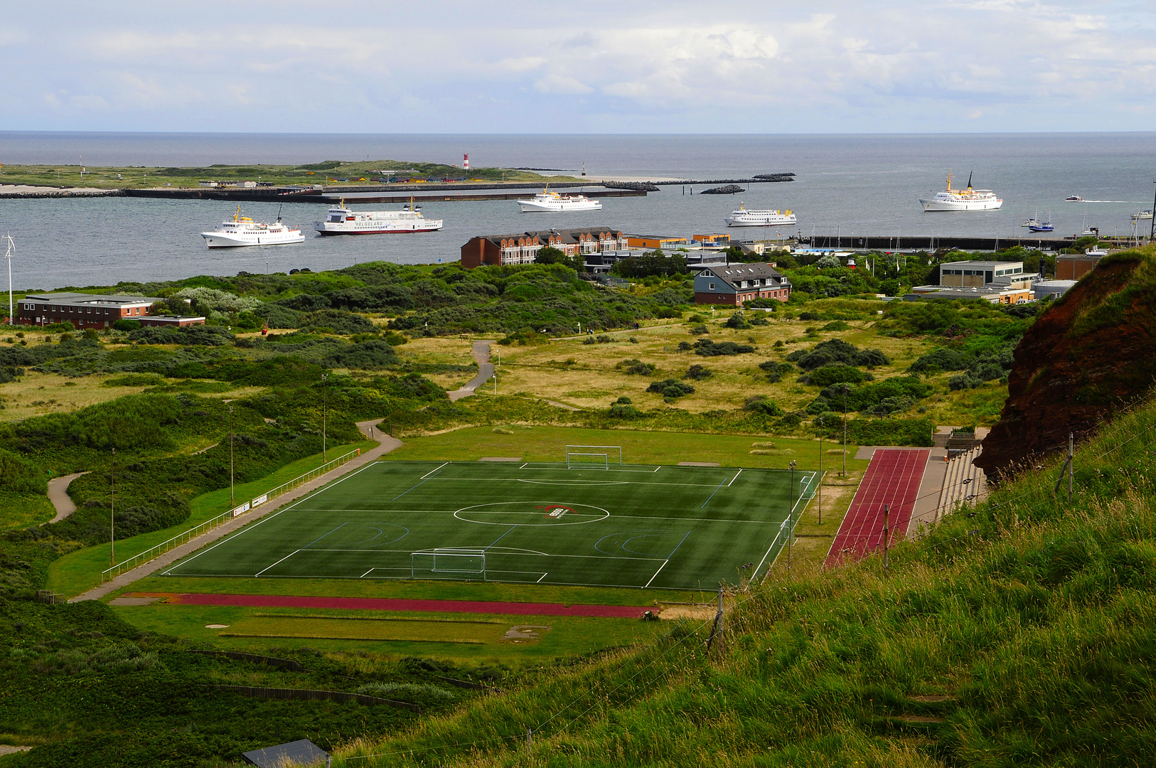 Der Hafen von Helgoland