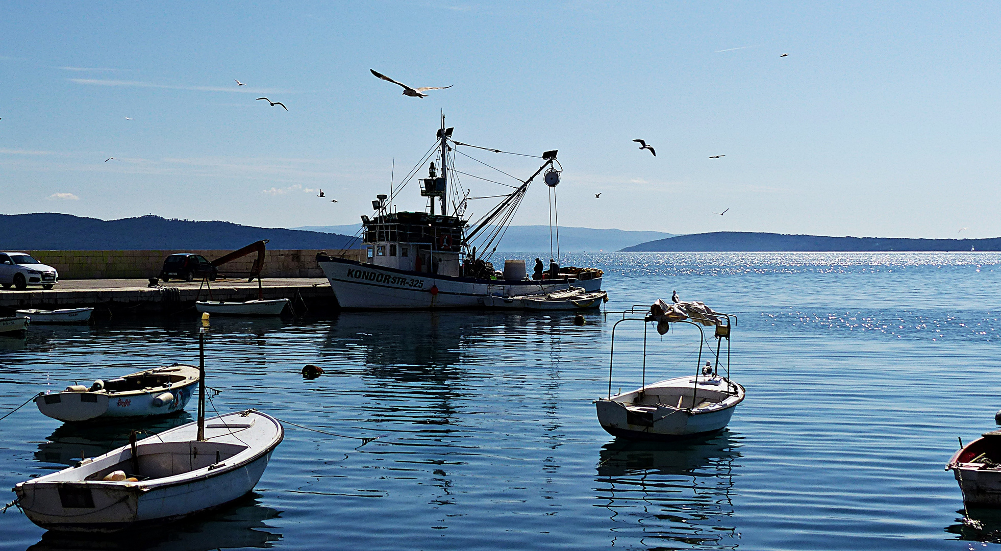 Der Hafen von Kastel Novi