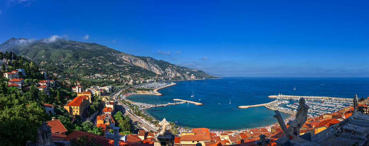 Der Hafen von Menton