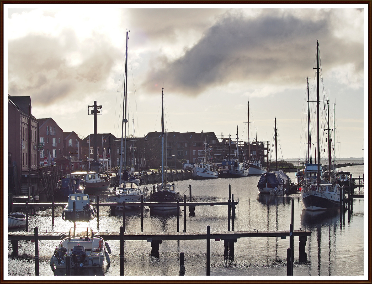 Der Hafen von Orth auf Fehmarn.