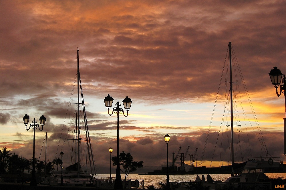 Der Hafen von Papeete / Le port de Papeete