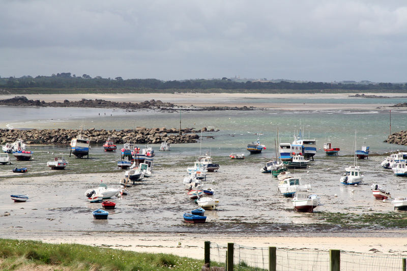 Der Hafen von Pors Guen bei Ebbe