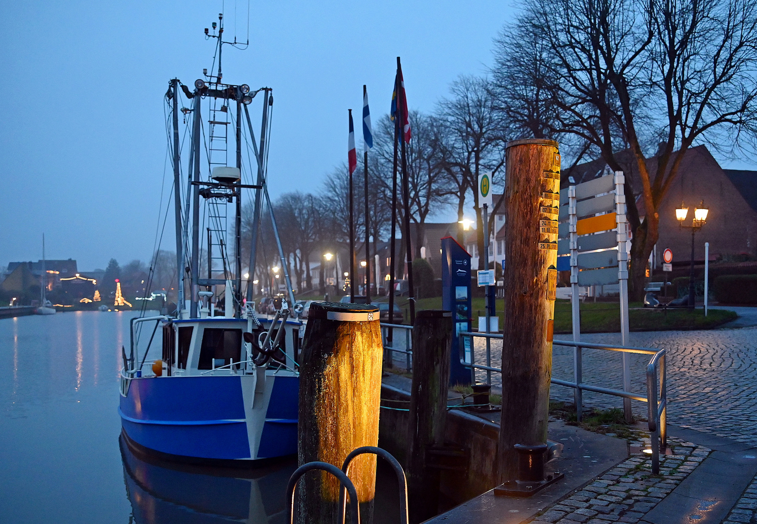 Der Hafen von Tönning am 02. Advent 2020