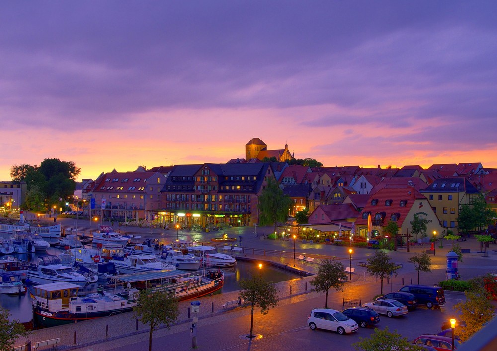 Der Hafen von Waren ( Müritz ) HDR - Tonemapping