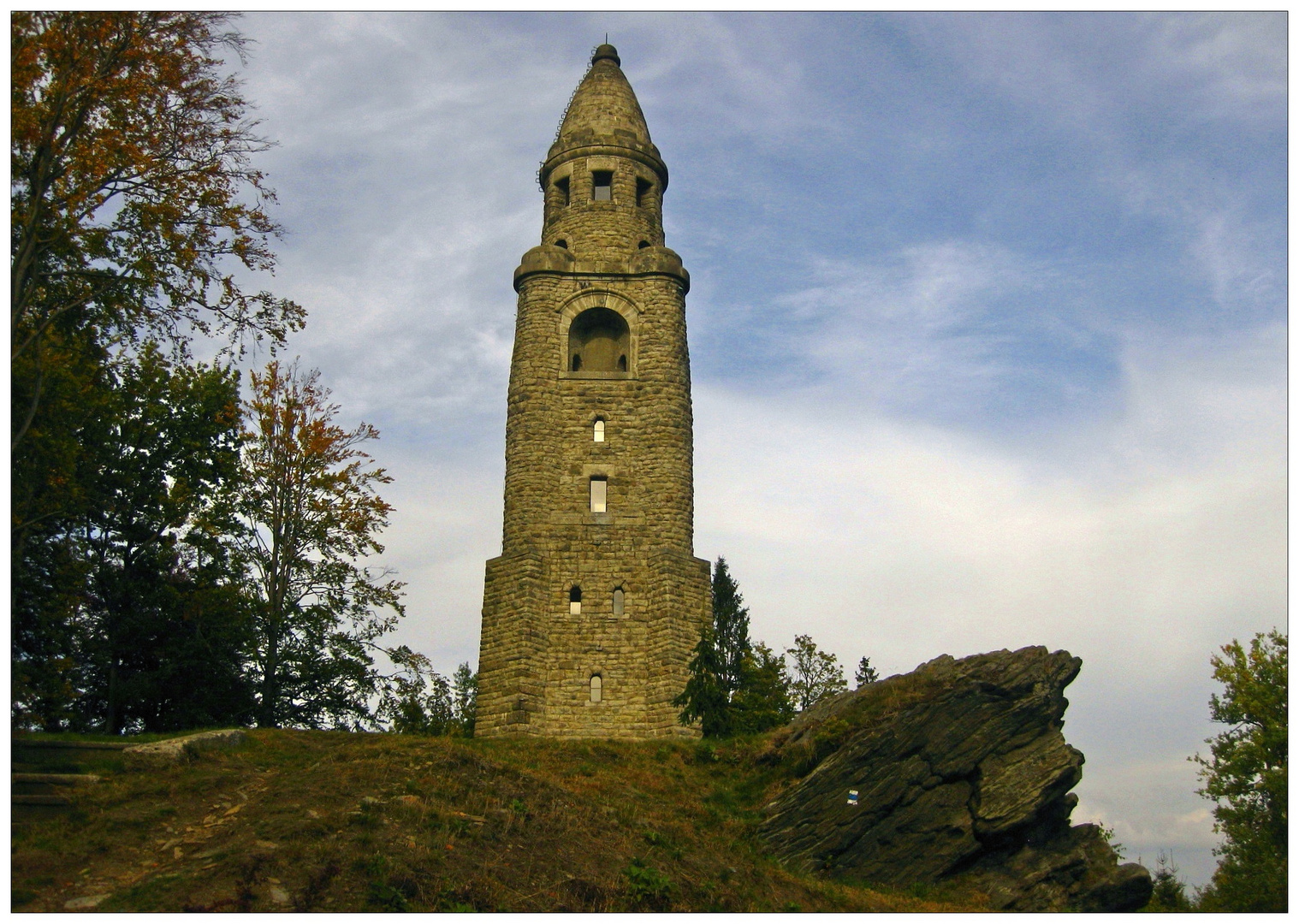 Der Hainbergturm in Asch