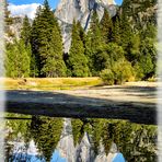 DER HALF DOME IM SPIEGEL