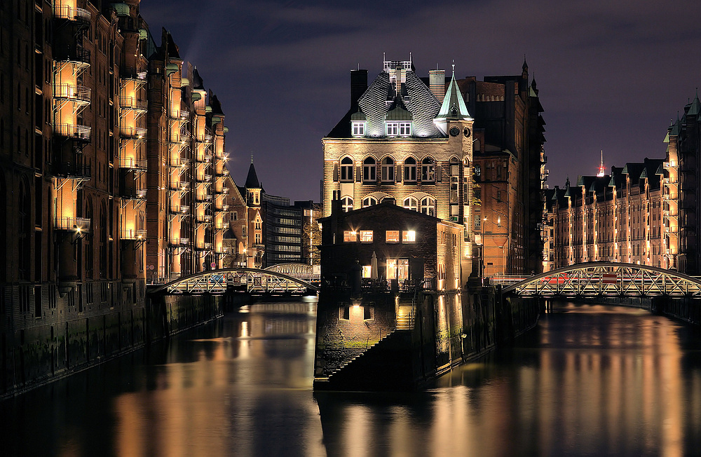 der Hamburg Klassiker -- das Wasserschloss in der Speicherstadt