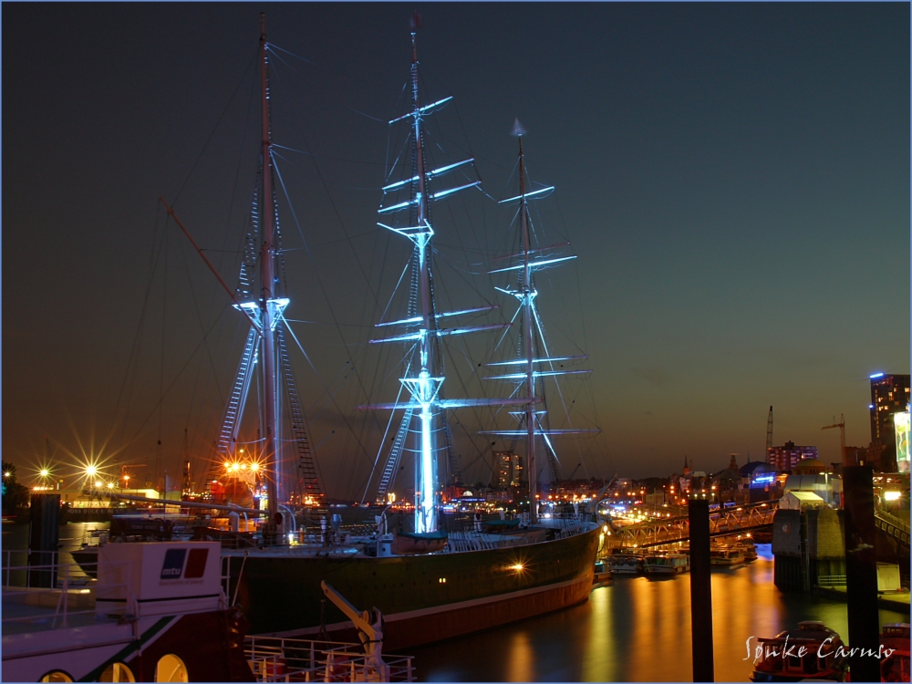 Der Hamburger Hafen macht blau...