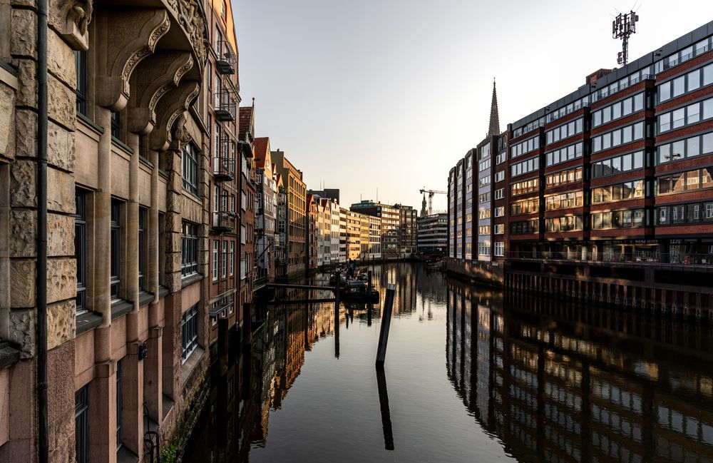 Der Hamburger „Nikolaifleet“ Foto & Bild world, wasser
