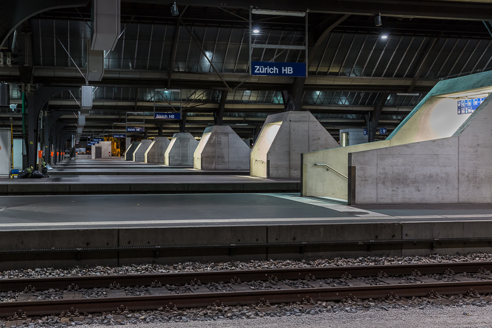 der Hauptbahnhof ist leer !