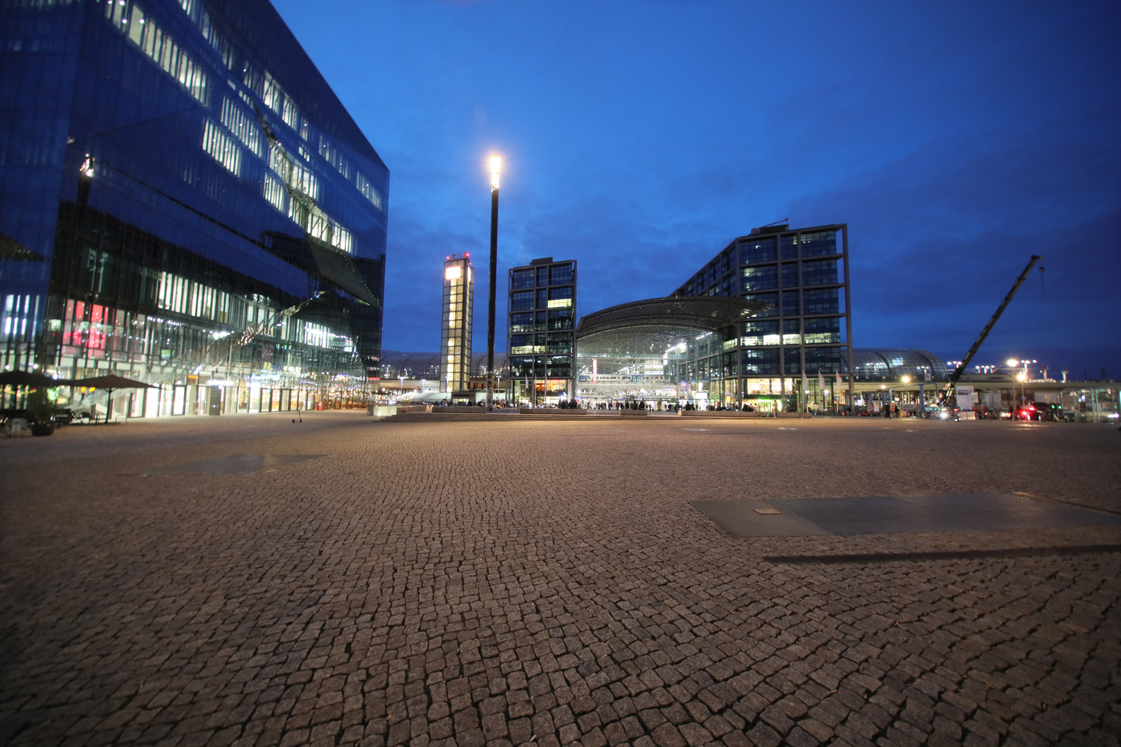 Der Hauptbahnhof und Cube Berlin 