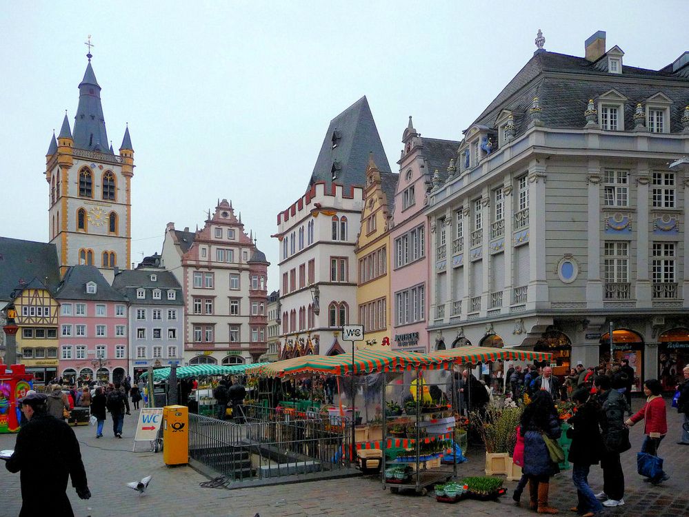 Der Hauptmarkt in Trier