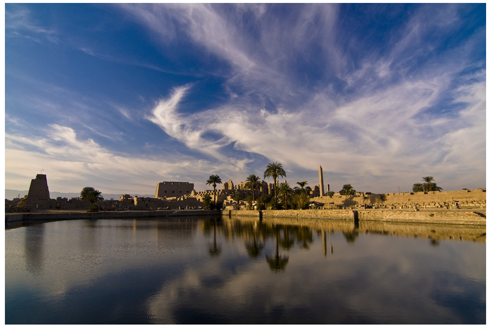Der heilige See im Karnak-Tempel