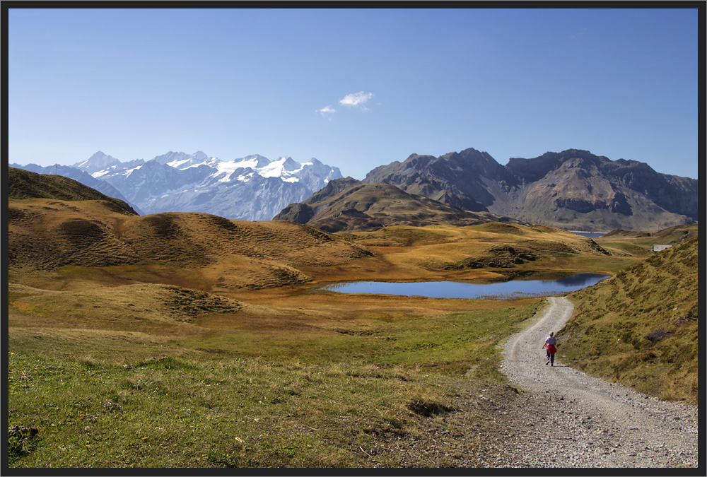 Der Herbst malt in seinen Farben