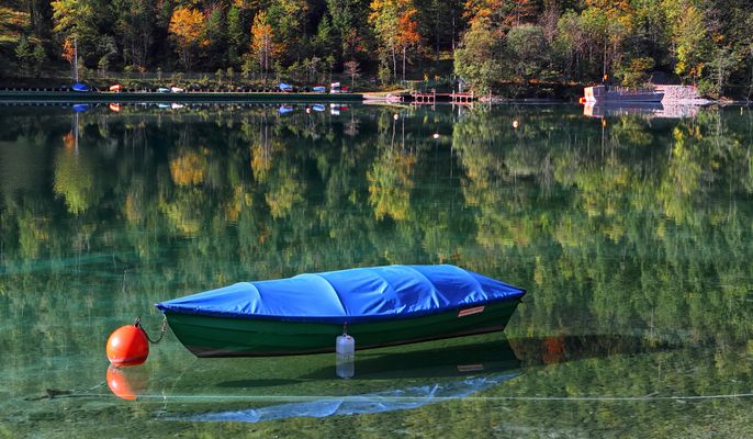 Der herbstliche Plansee in Tirol