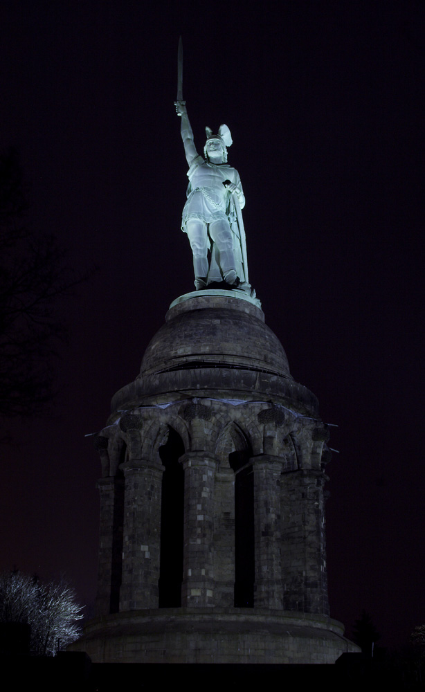 Der Hermann bei Nacht