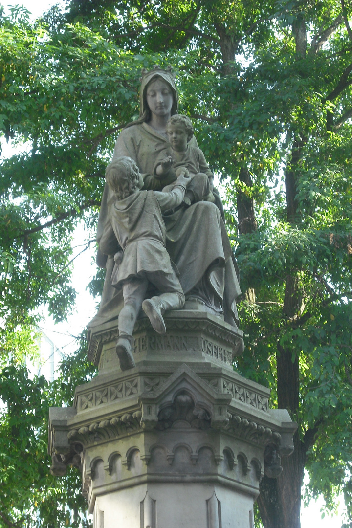 Der Hermann Josef Brunnen zu Köln