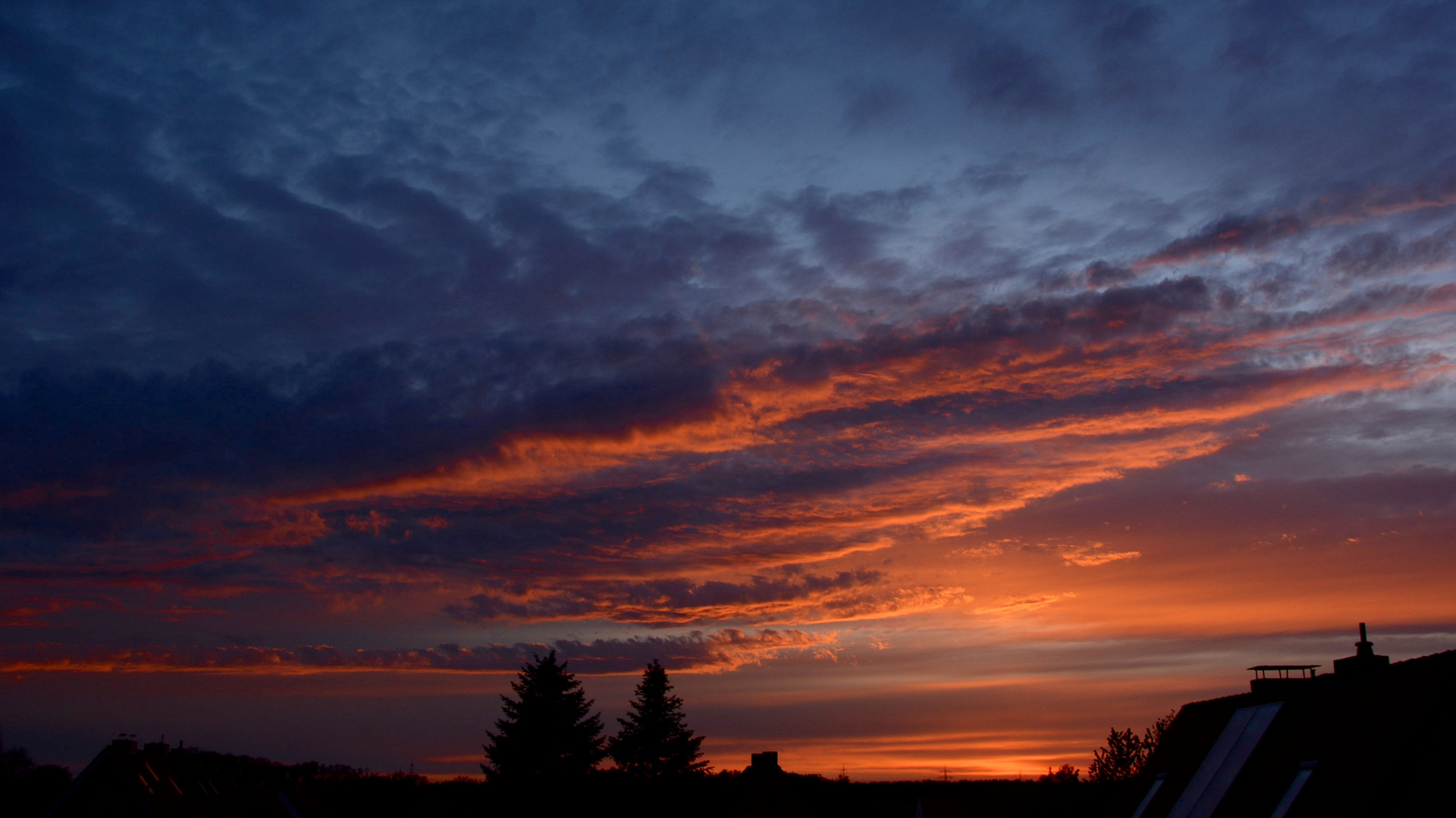 der Himmel am letzten Aprilabend