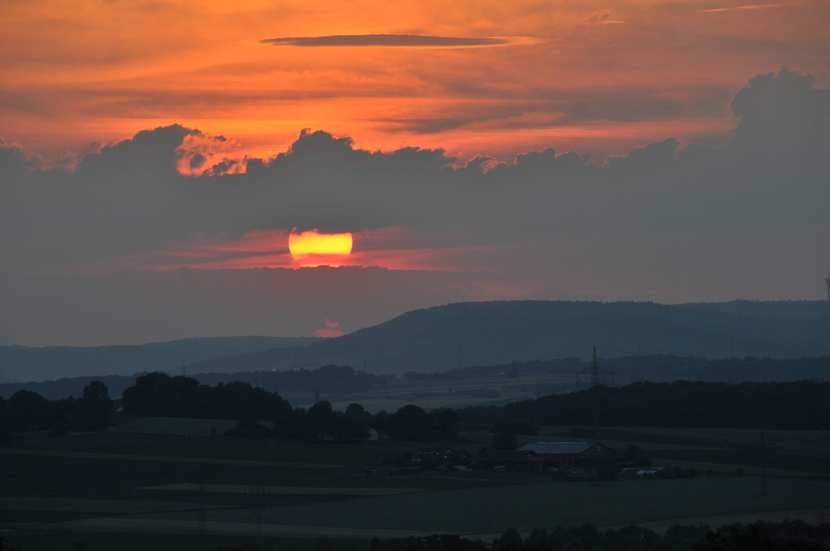 Der Himmel brennt