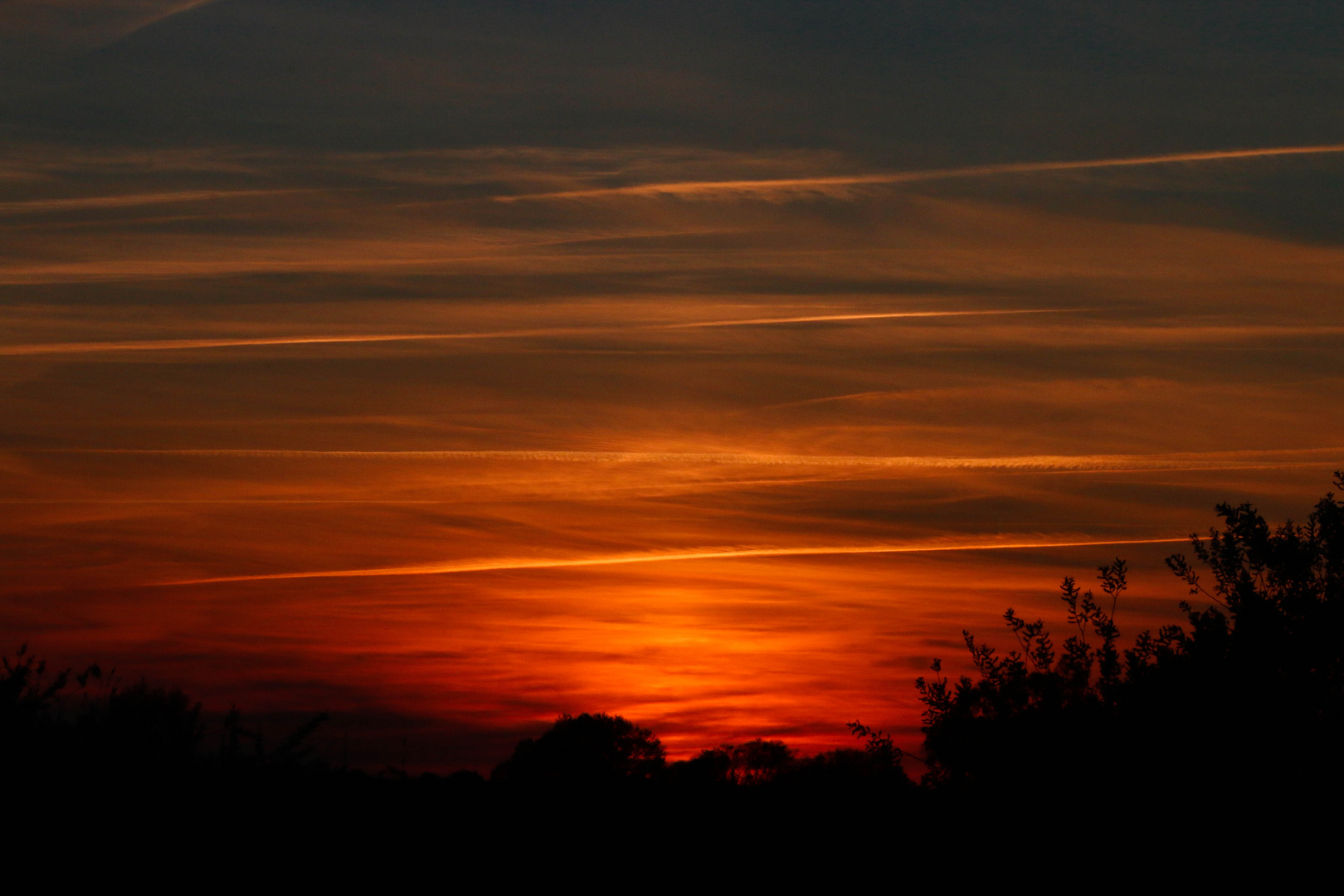 Der Himmel brennt