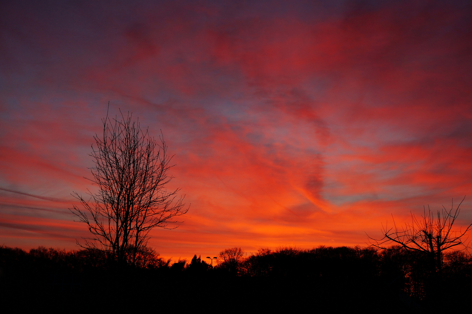 Der Himmel brennt