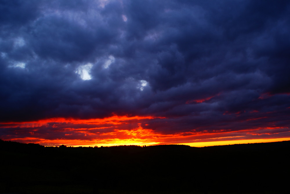 Der Himmel brennt