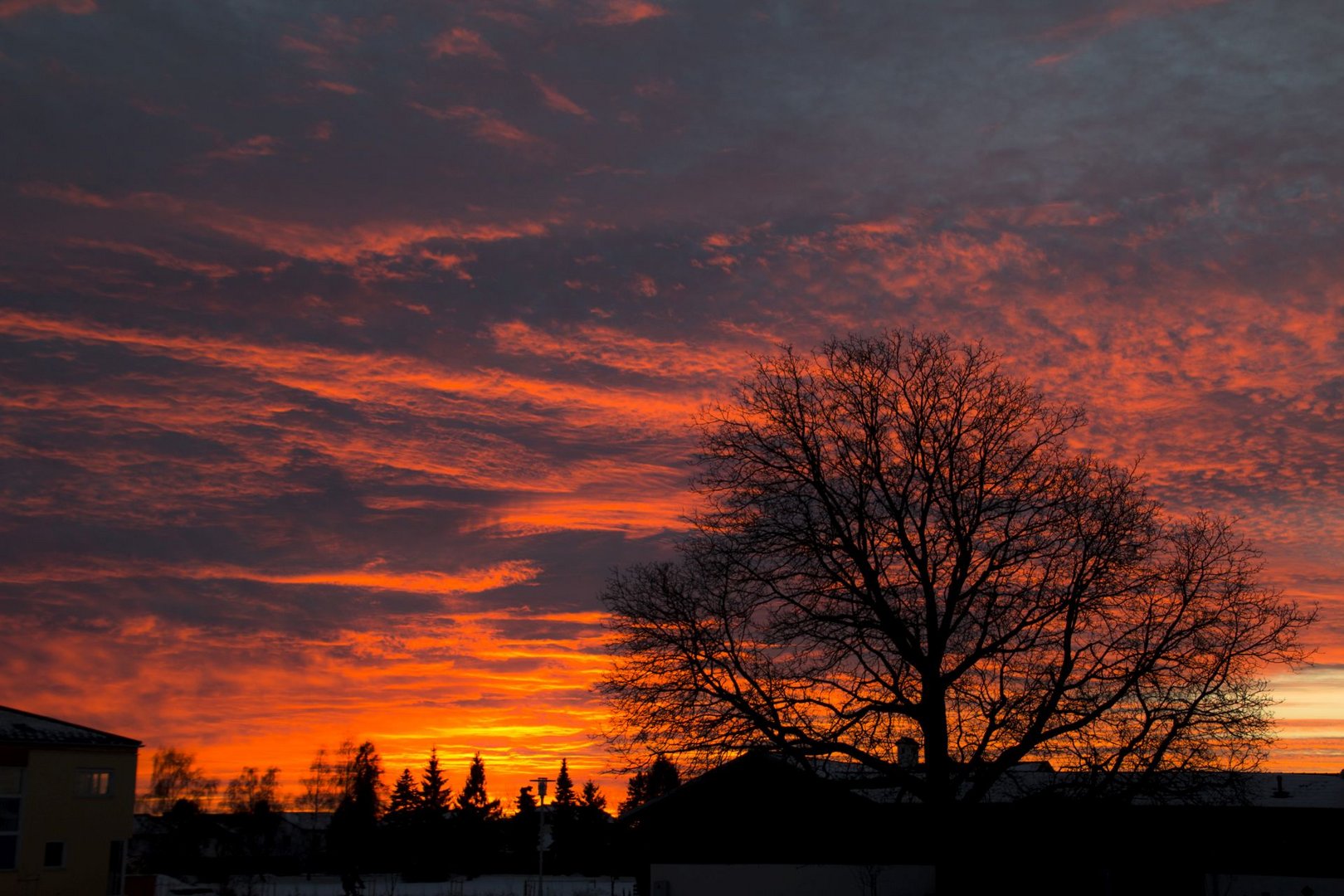 der Himmel brennt