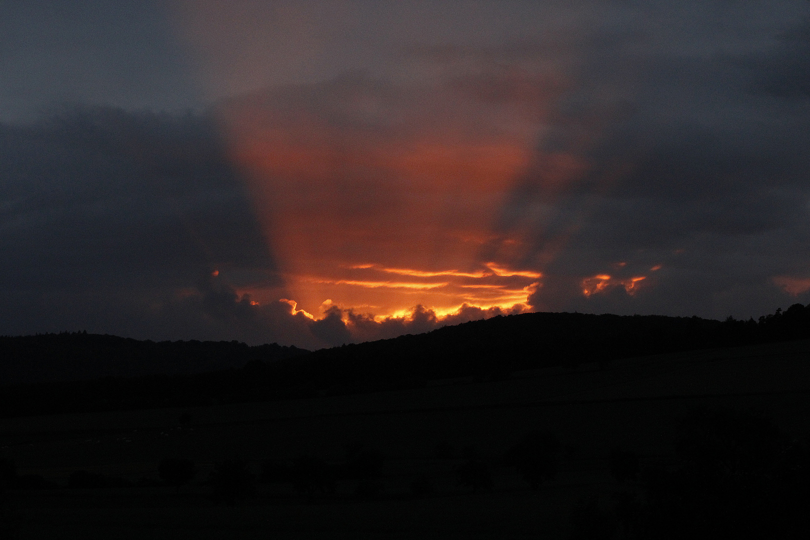 Der Himmel brennt