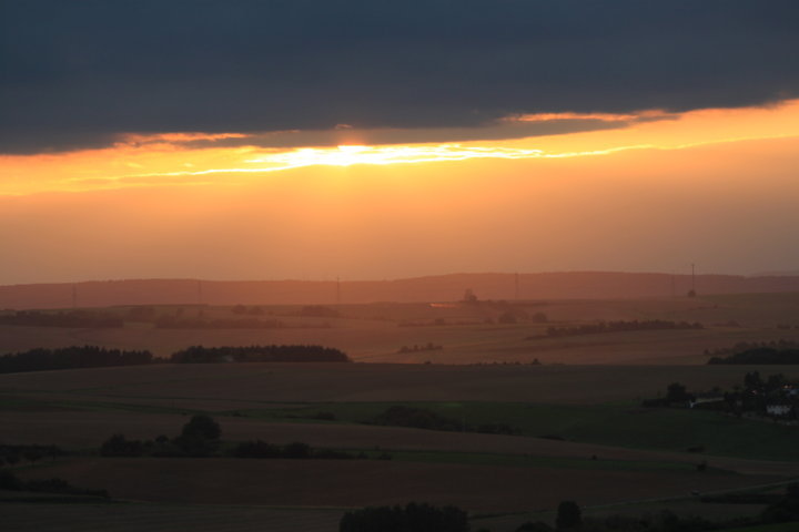 Der Himmel brennt