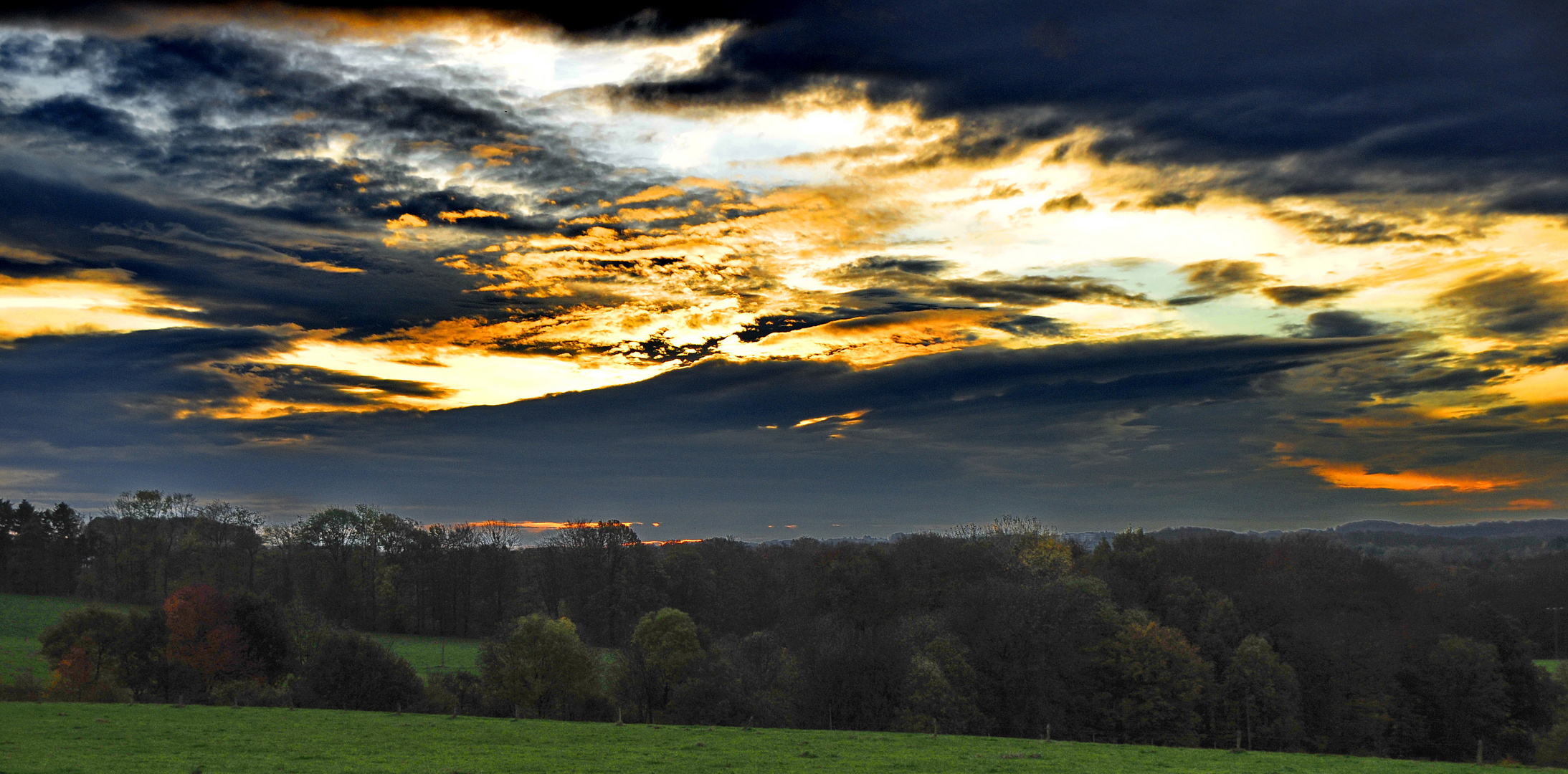 der himmel brennt