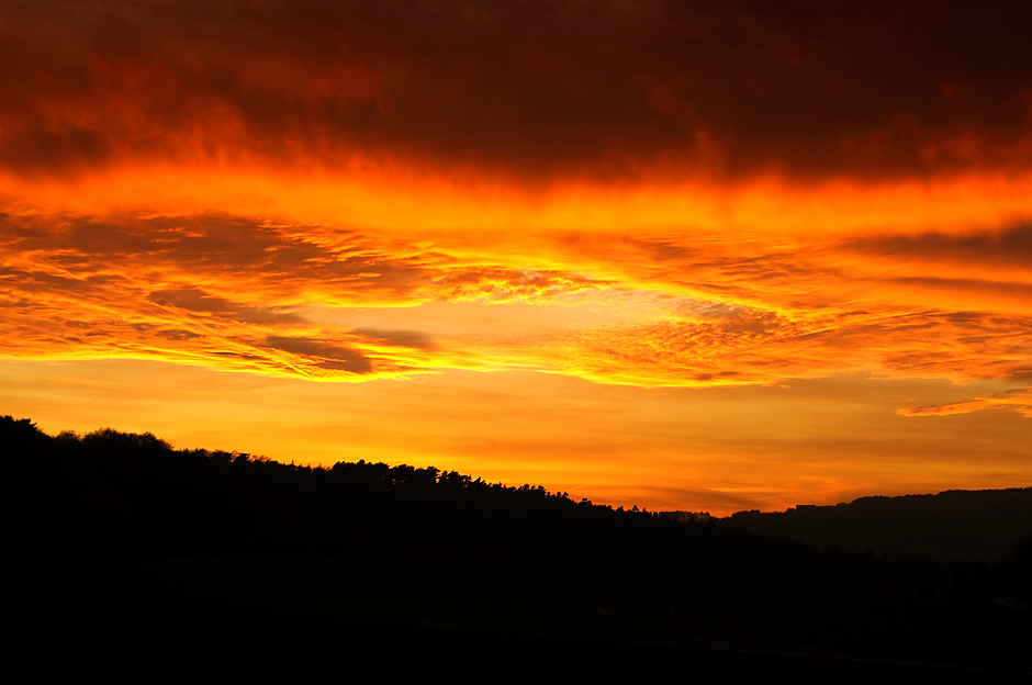 Der Himmel brennt