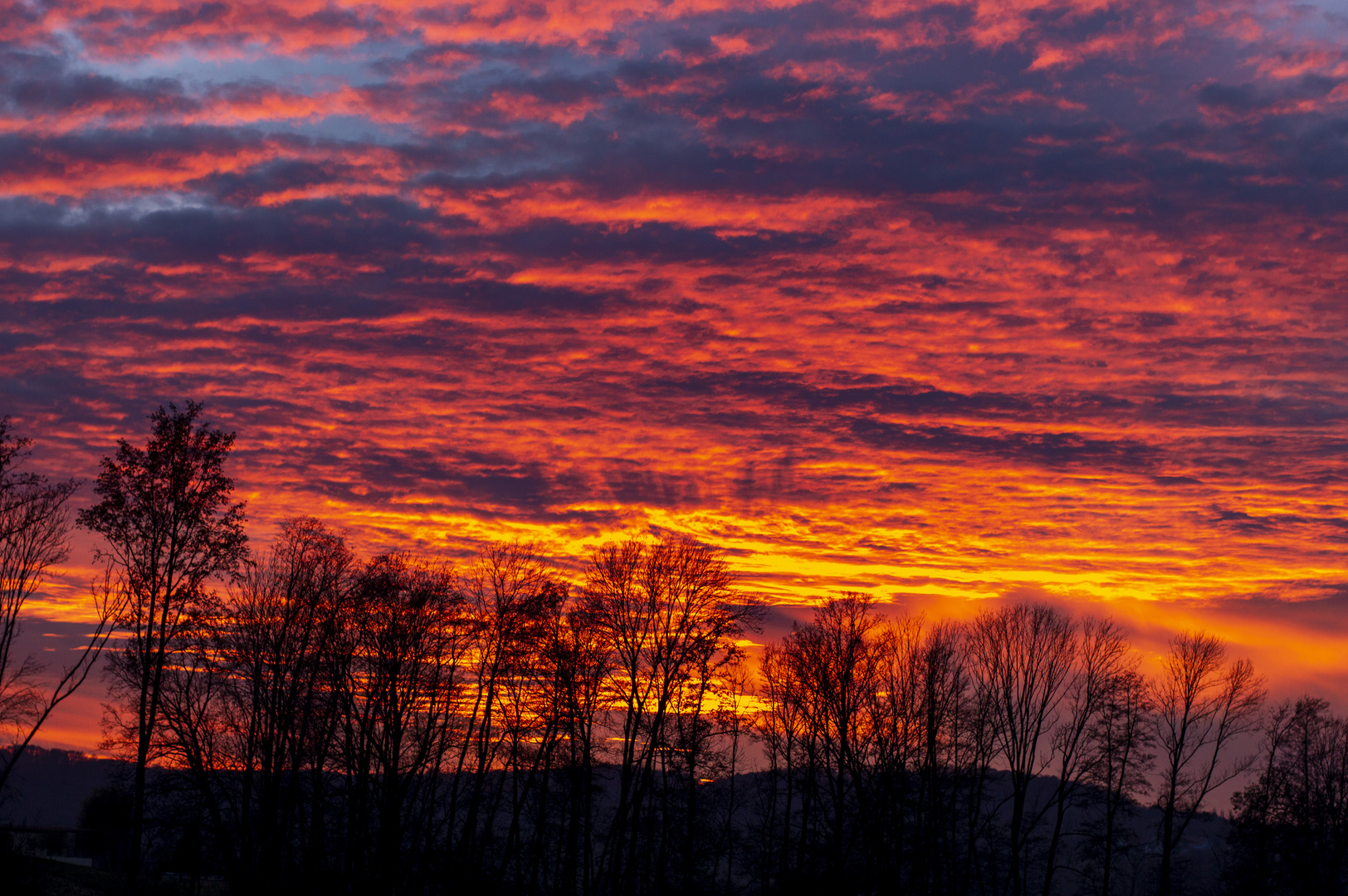 Der Himmel brennt