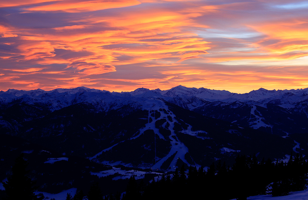 Der Himmel brennt