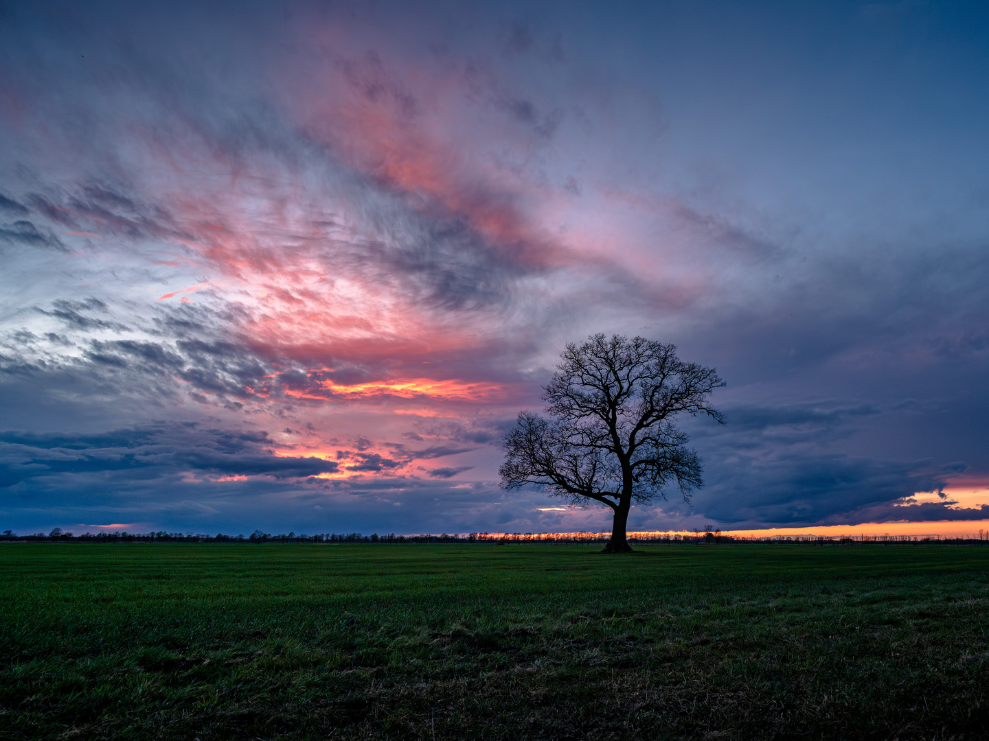 Der Himmel brennt