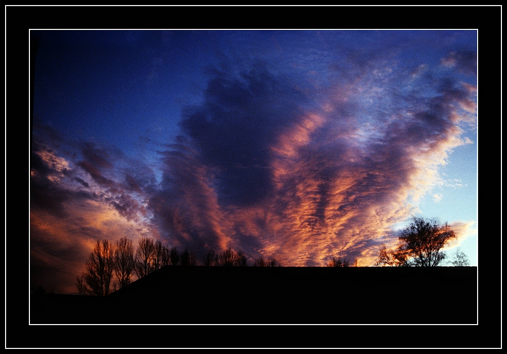 Der Himmel brennt...