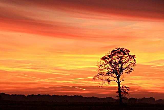 Der Himmel brennt!