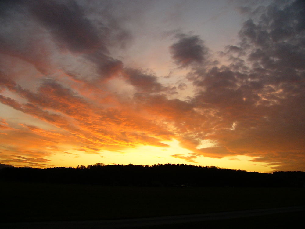 Der Himmel brennt ...