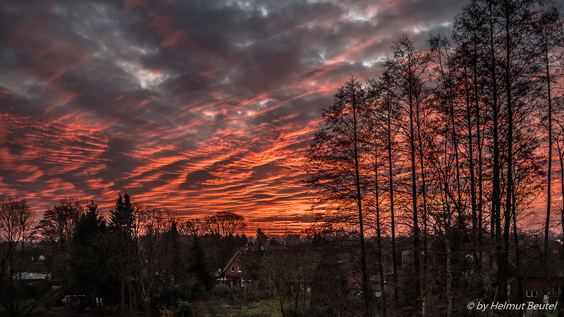 Der Himmel brennt