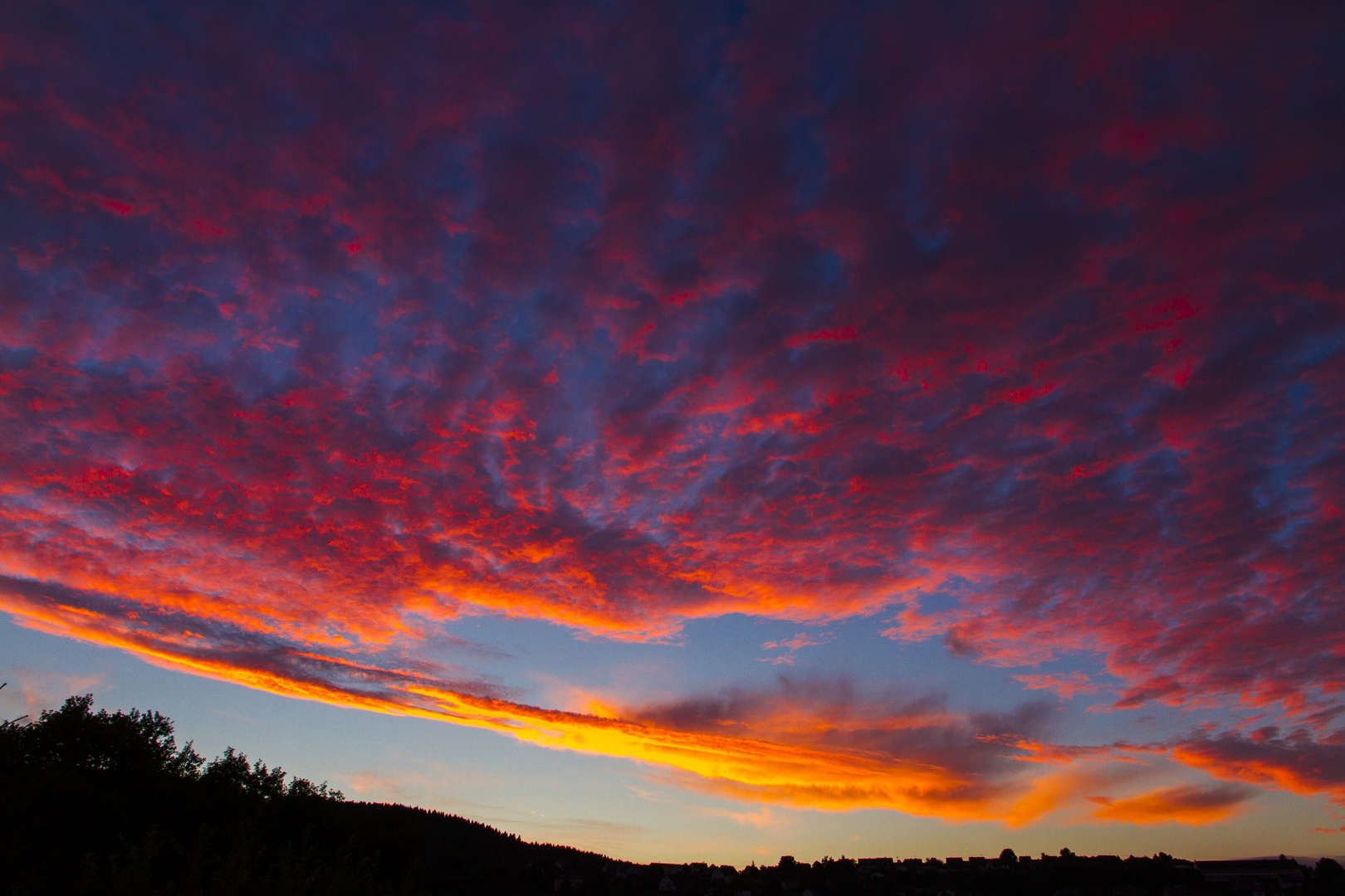 … der Himmel brennt im Siegerland…