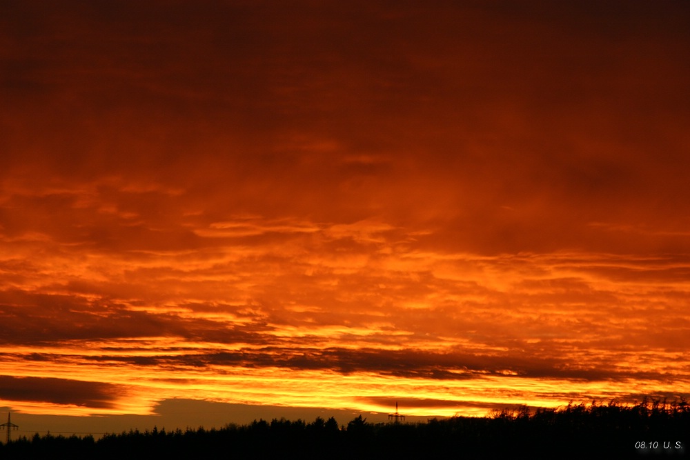 Der Himmel brennt über Bad Camberg