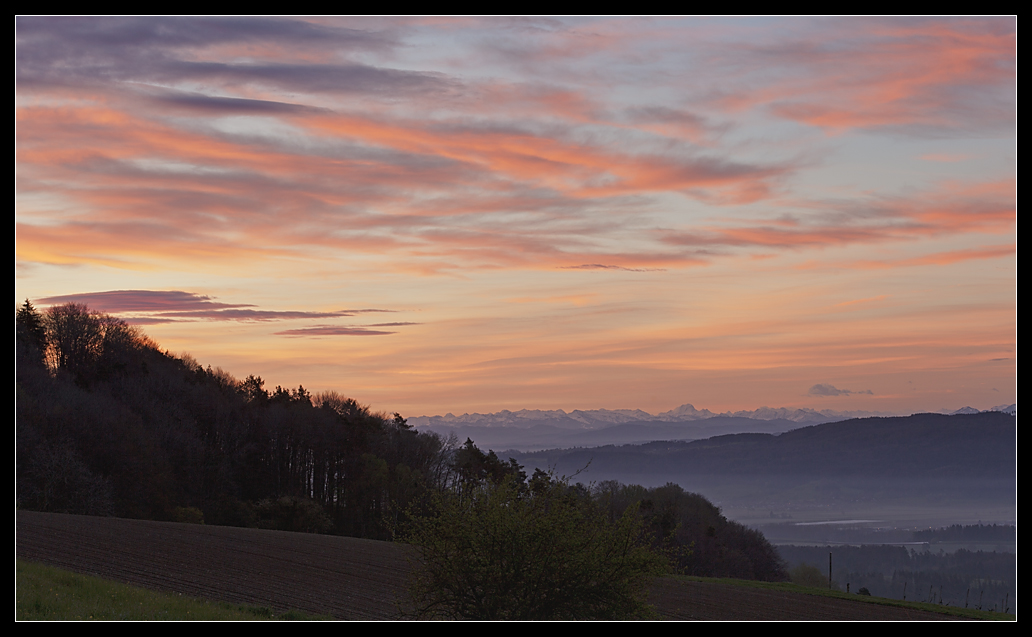 Der Himmel brennt weiter!