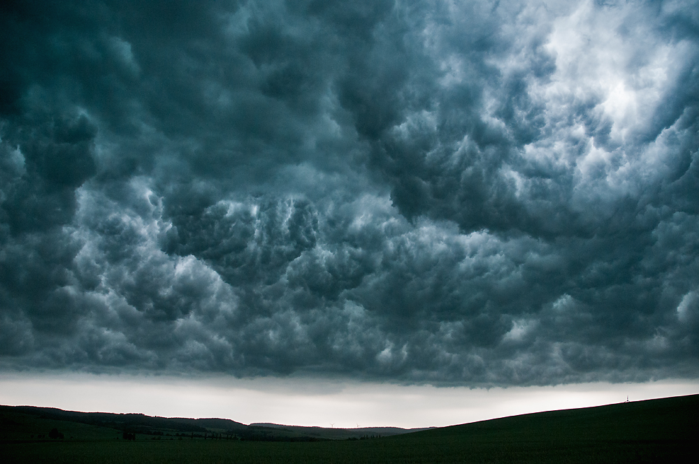 Der Himmel fällt uns auf den Kopf