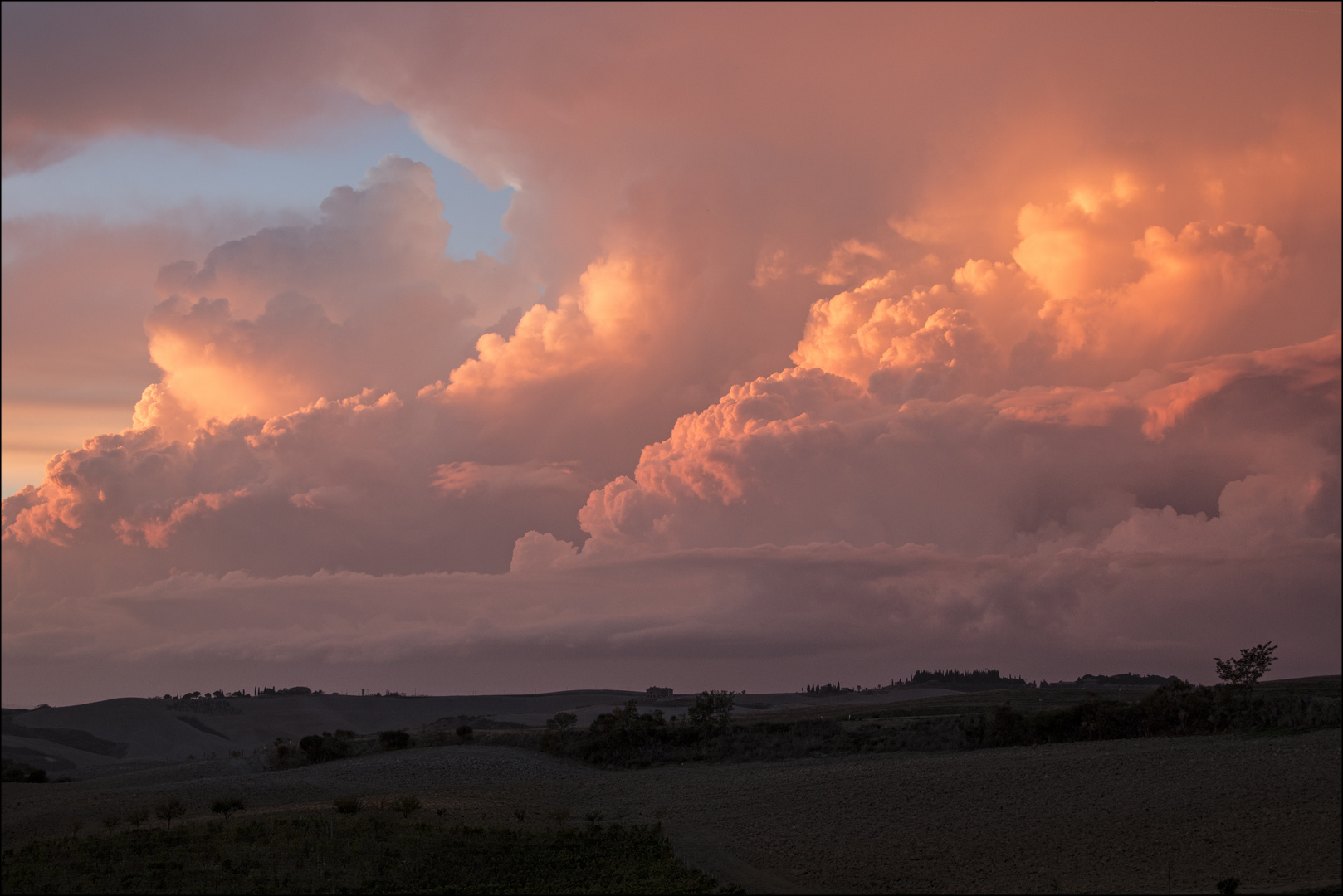 Der Himmel glüht