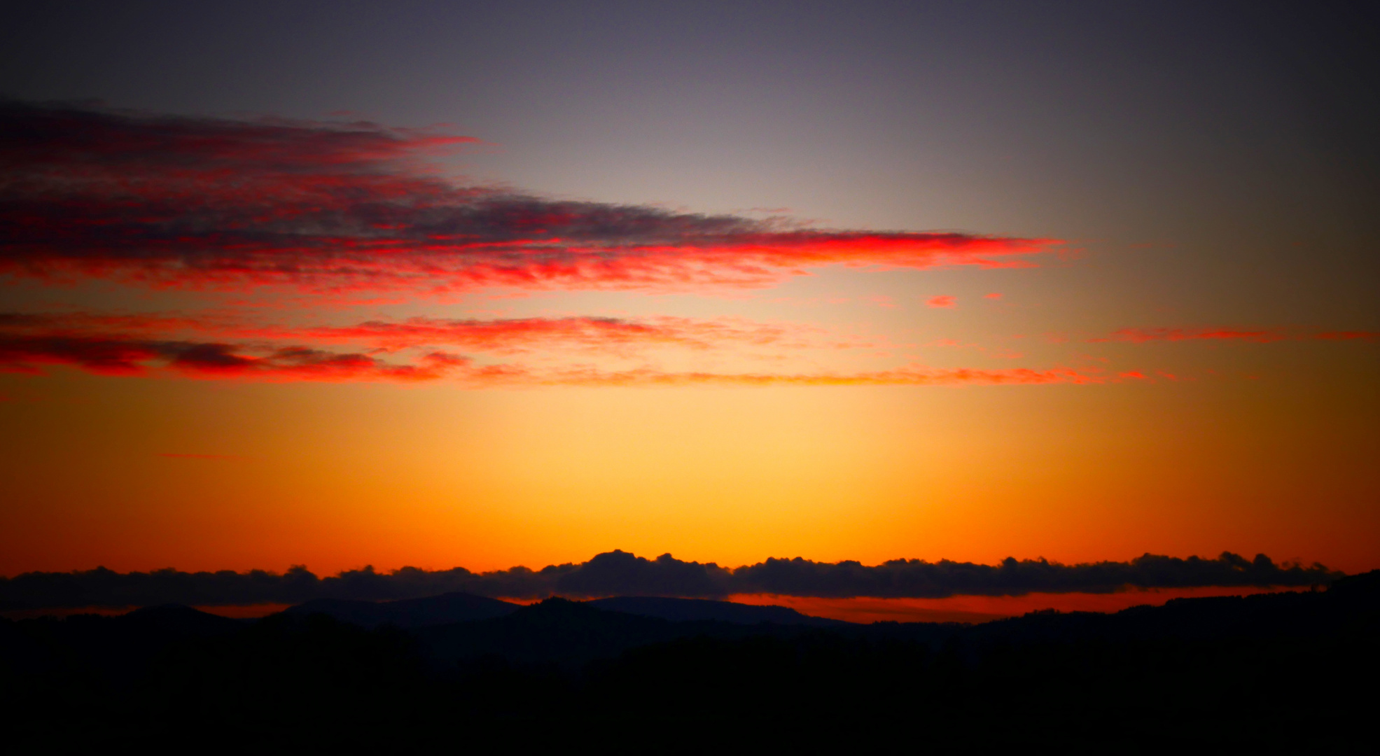 der Himmel glüht