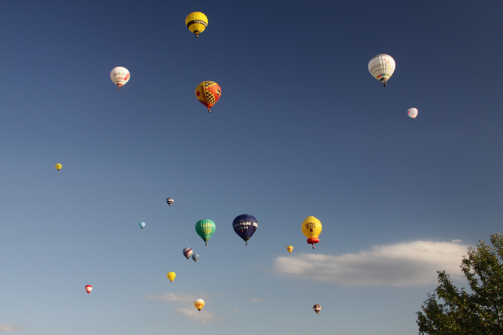 der Himmel ist voller Ballone