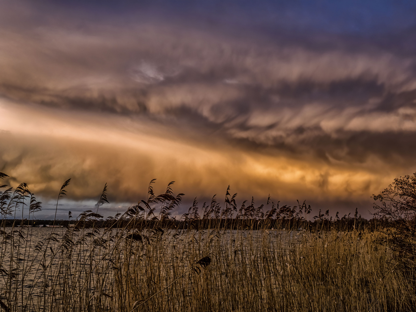 Der Himmel nach dem Wintergewitter