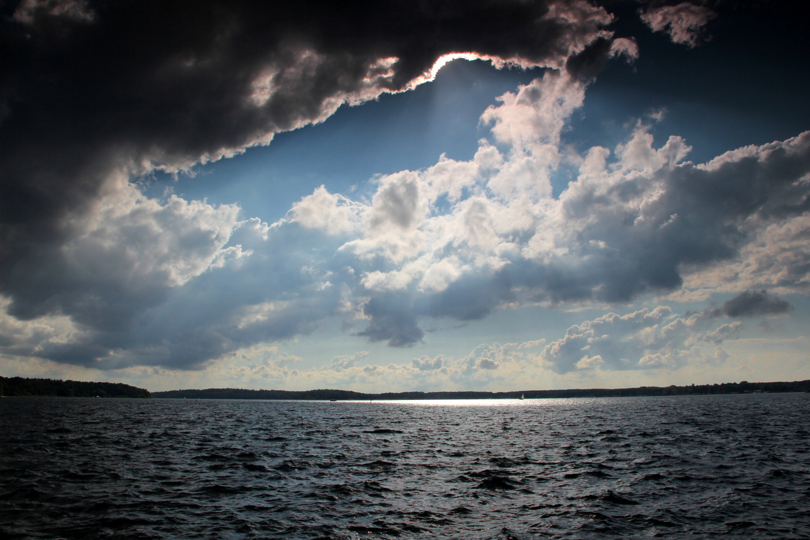 Der Himmel Reisst Auf Foto Bild Landschaft Bach Fluss See