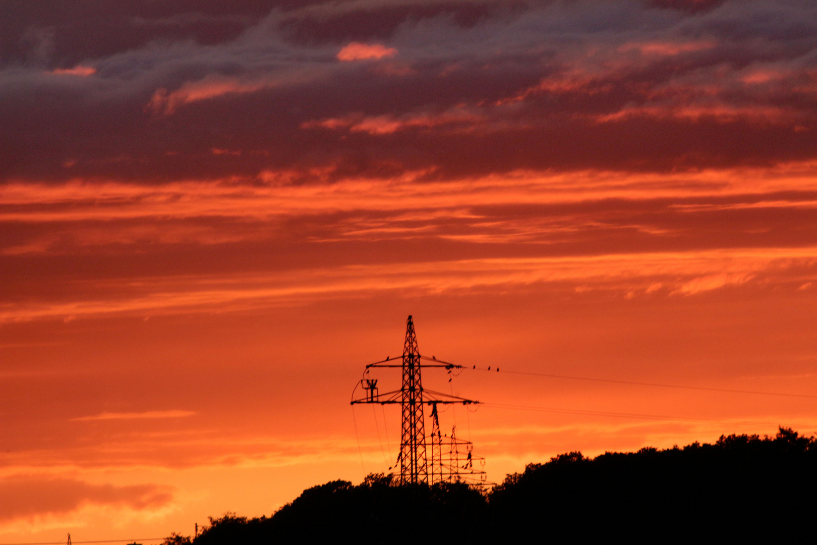 Der Himmel scheint zu brennen