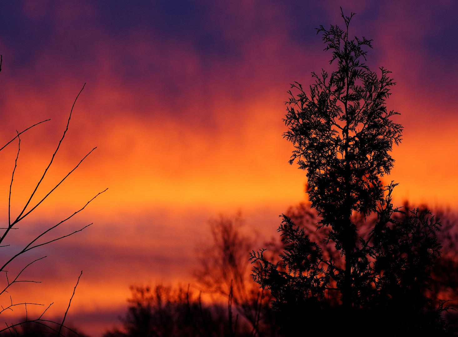 der Himmel stand in Flammen