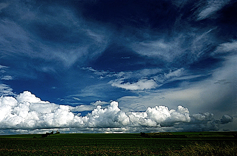 Der Himmel über dem Land